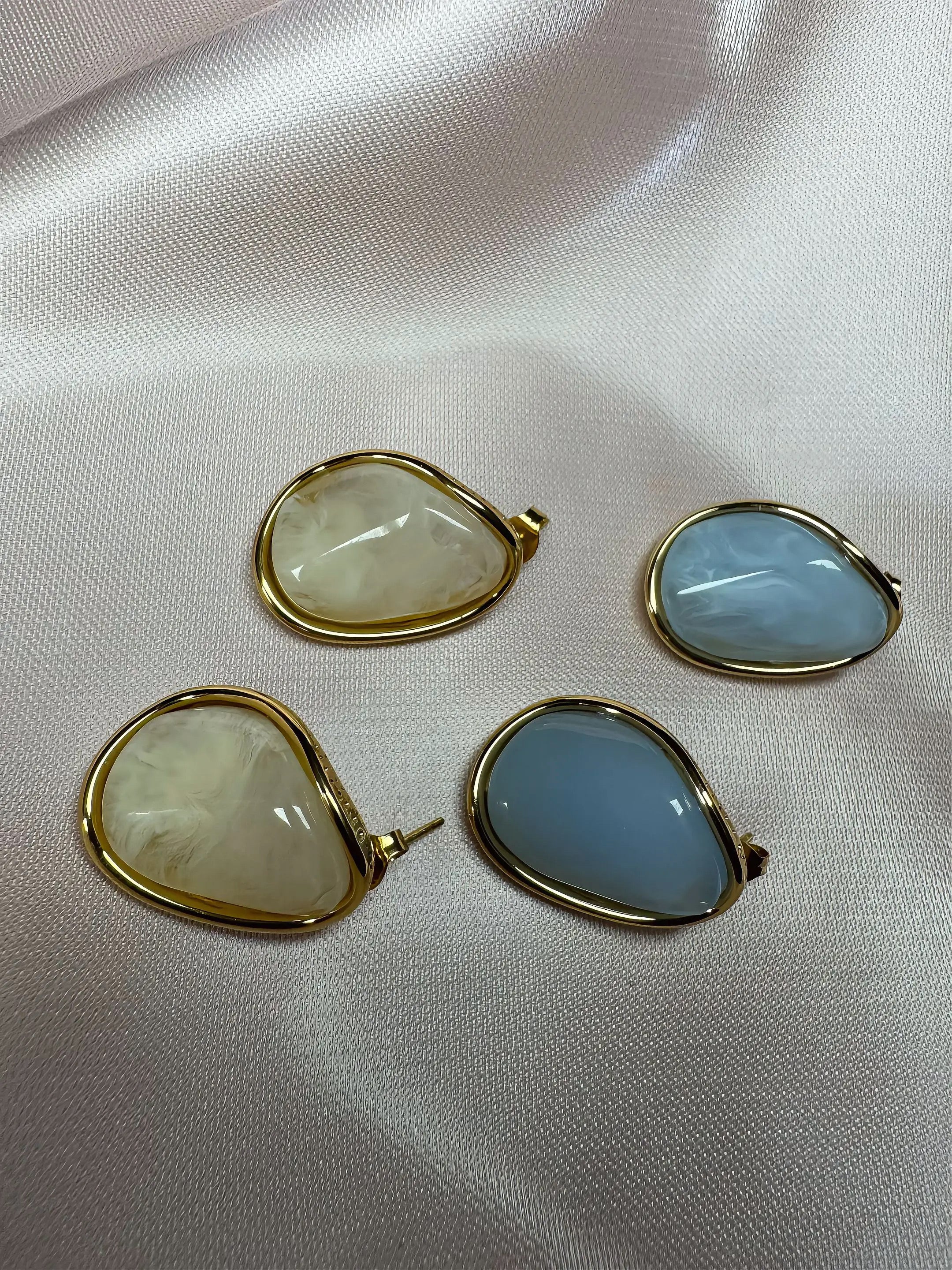 Maréa Gold Marble Earrings