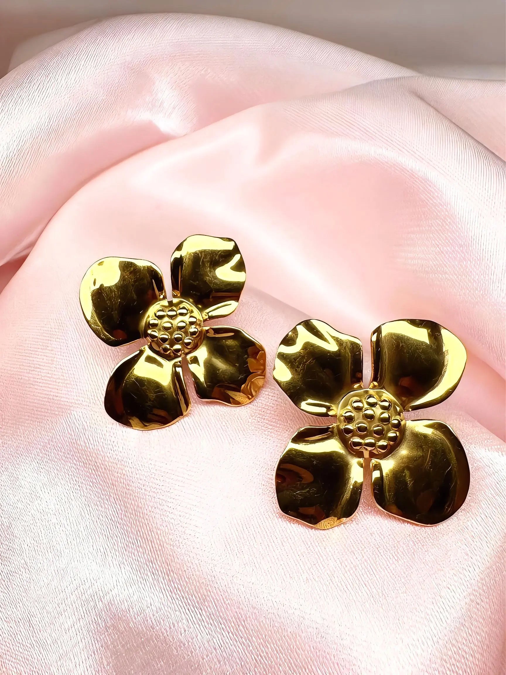 Luneria Leaf Drop Earrings